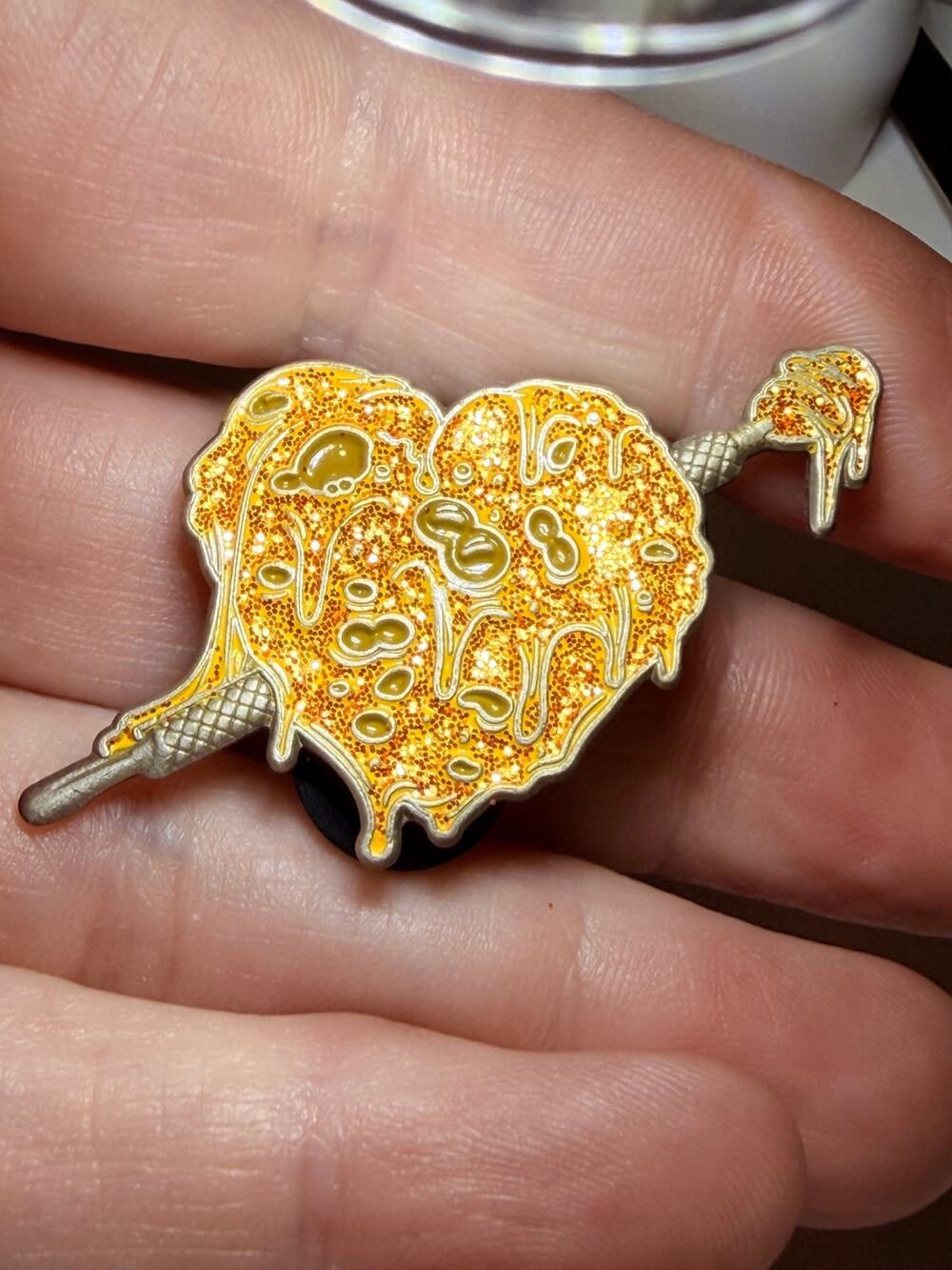 Potent Lifestyle Melting Pizza Heart Arrow Glitter Enamel Lapel Hat Pin